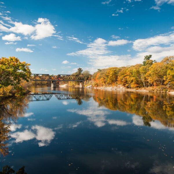 Beer, Lobster, & Small Town Charm: Swap Portland For This Authentic Maine Town